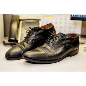 Aldo Mr. B Collection men’s size 10.5 black Italian leather cap-toe Oxford shoes